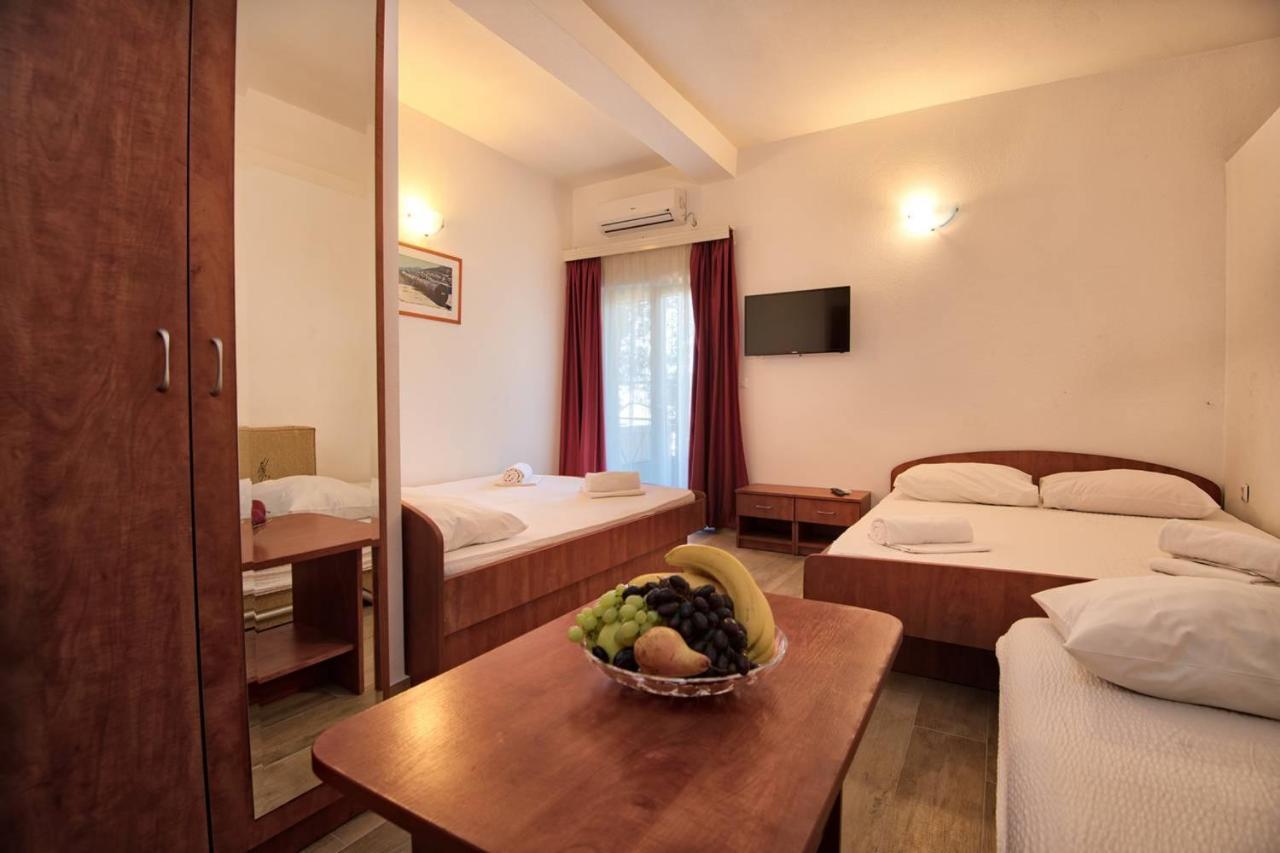 Apartments Bona Neum Bagian luar foto