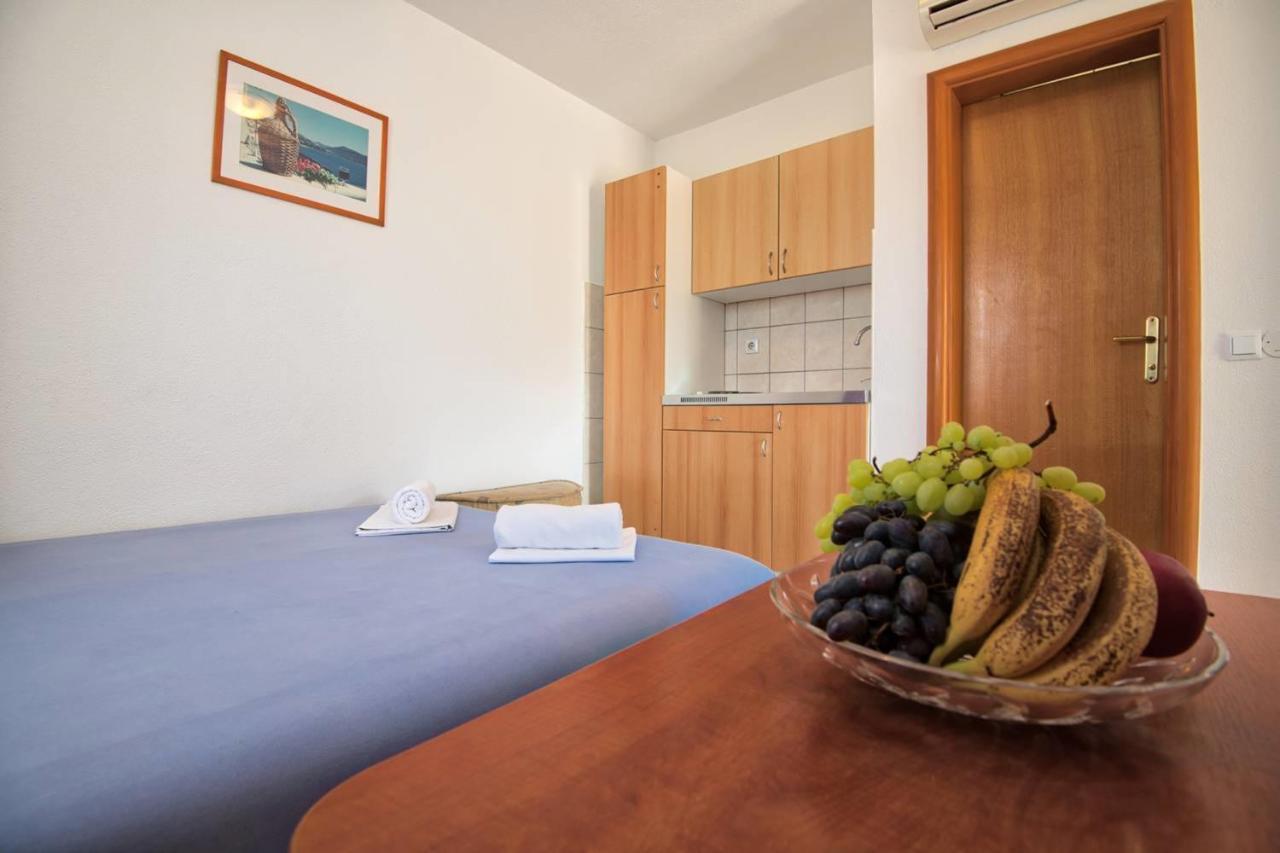 Apartments Bona Neum Bagian luar foto